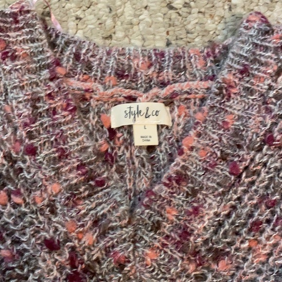 NWT soft sweater - Picture 2 of 4